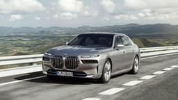 i7 M70 xDrive Berlina